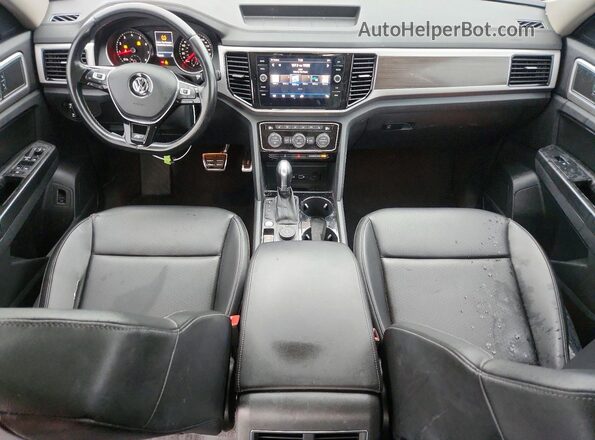 1V2RR2CA7JC566944 2018 VOLKSWAGEN ATLAS Белый Вид панели приборов