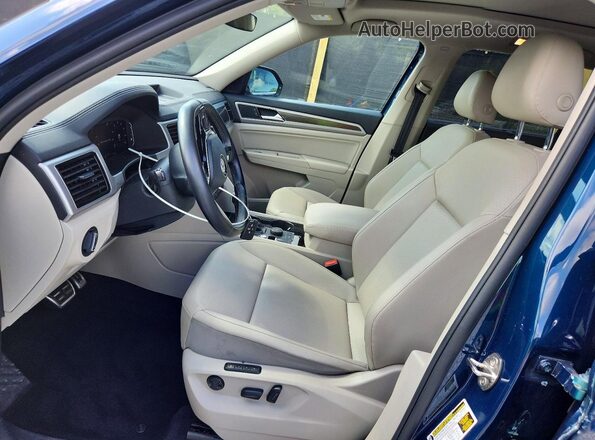 1V2RR2CAXKC610422 2019 VOLKSWAGEN ATLAS Blue Вид салону спереду