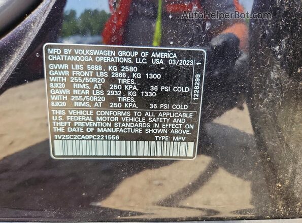 1V2SC2CA0PC221556 2023 VOLKSWAGEN ATLAS Black Widok naklejki z numerem VIN
