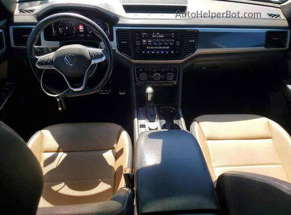 1V2SE2CA8MC206115 2021 VOLKSWAGEN ATLAS White Dashboard view