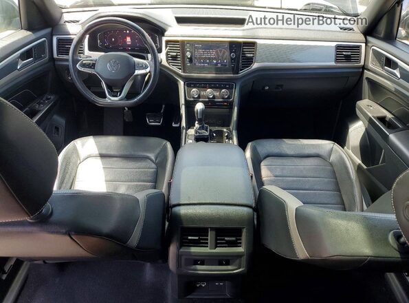 1V2TE2CA6LC221585 2020 VOLKSWAGEN ATLAS Черный Вид панели приборов