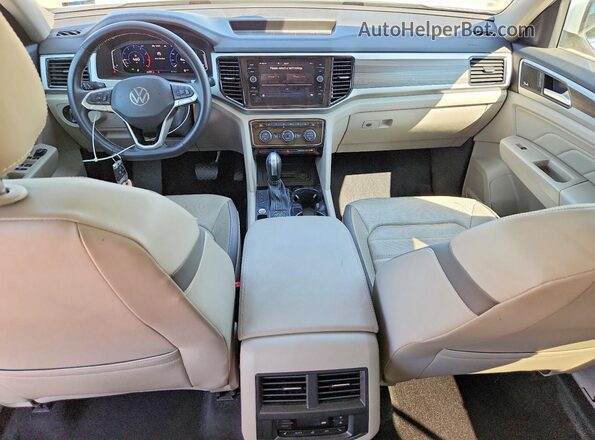 1V2TP2CA1MC570598 2021 VOLKSWAGEN ATLAS White Dashboard view