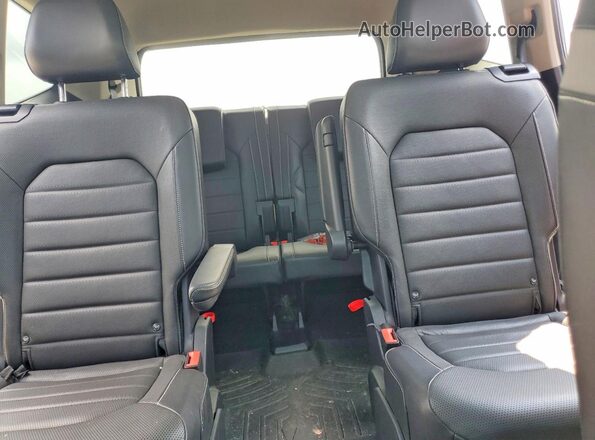 1V2TR2CA5MC502007 2021 VOLKSWAGEN ATLAS Черный Вид задних сидений