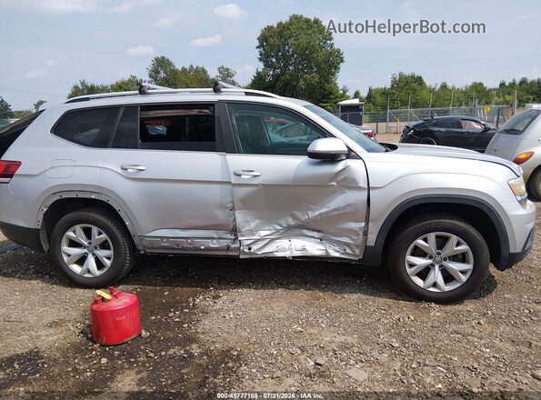 1V2UR2CA2KC565809 2019 VOLKSWAGEN ATLAS Silver Widok wnętrza 360 stopni