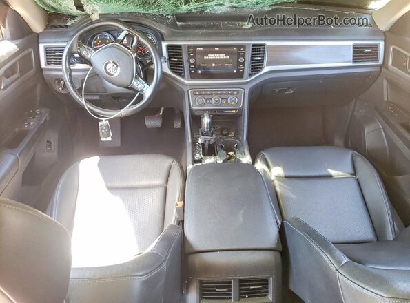 1V2UR2CA7KC564283 2019 VOLKSWAGEN ATLAS Gray Dashboard view