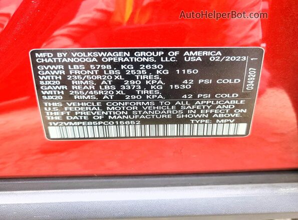 1V2VMPE85PC015652 2023 VOLKSWAGEN ID.4 Красный Панорамный вид салона 360°