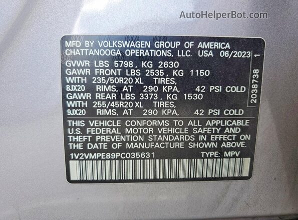 1V2VMPE89PC035631 2023 VOLKSWAGEN ID.4 Gray Widok naklejki z numerem VIN