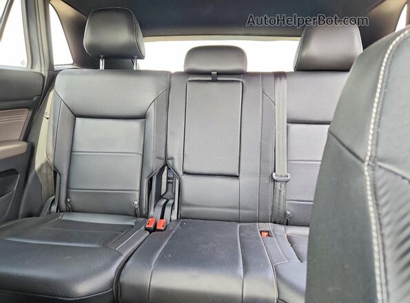1V2WC2CA5MC211232 2021 VOLKSWAGEN ATLAS Gray Widok tylnych siedzeń
