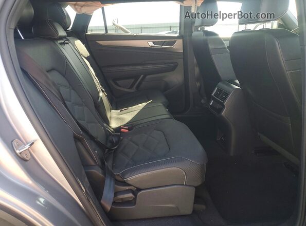 1V2WE2CA2SC202401 2025 VOLKSWAGEN ATLAS Silver Widok wnętrza z tyłu