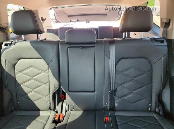 1V2WN2CA5TC547195 2026 VOLKSWAGEN ATLAS Black Vista de los asientos traseros