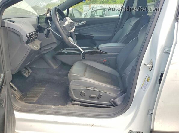 1V2WNPE86PC025592 2023 VOLKSWAGEN ID.4 White Front interior view
