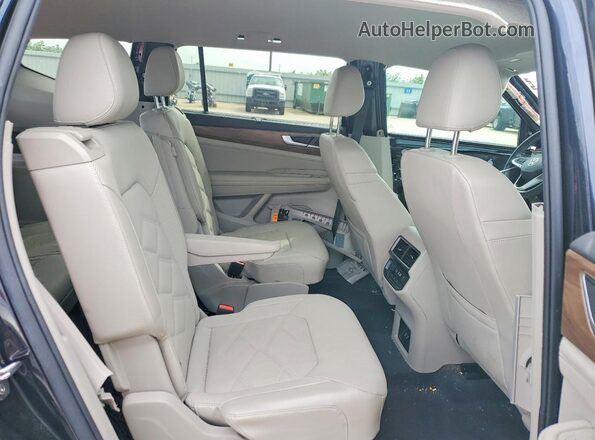 1V2WR2CA2RC602845 2024 VOLKSWAGEN ATLAS Black Սալոնի հետևի տեսք