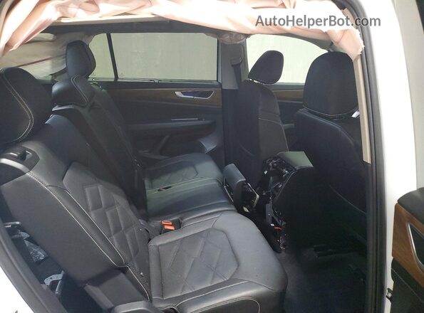 1V2WR2CA2SC570680 2025 VOLKSWAGEN ATLAS White Rear interior view