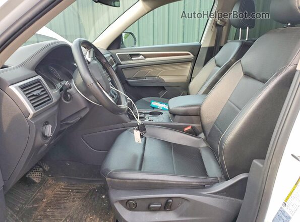 1V2WR2CA3MC565121 2021 VOLKSWAGEN ATLAS White Սալոնի դիմացի տեսք