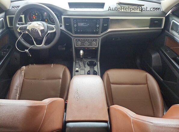 1V2WR2CA5MC562107 2021 VOLKSWAGEN ATLAS Silver Առջևի վահանակի տեսք