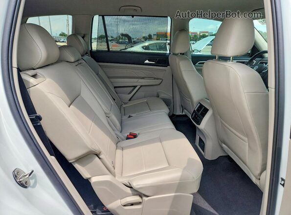 1V2WR2CA5PC549958 2023 VOLKSWAGEN ATLAS White უკანა სალონის ხედი