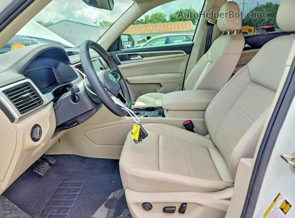 1V2WR2CA5PC549958 2023 VOLKSWAGEN ATLAS White წინა სალონის ხედი