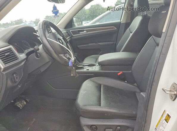 1V2WR2CA6KC572299 2019 VOLKSWAGEN ATLAS Белый Вид салона спереди