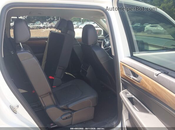 1V2WR2CA7SC501421 2025 VOLKSWAGEN ATLAS White Vista de la etiqueta del VIN