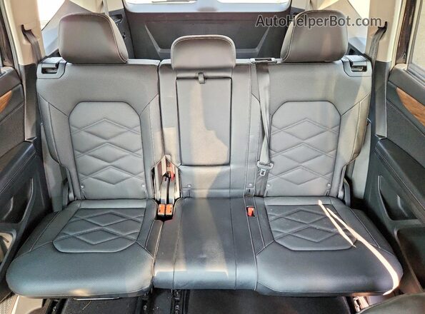 1V2WR2CA8SC505039 2025 VOLKSWAGEN ATLAS Black Rear seats view