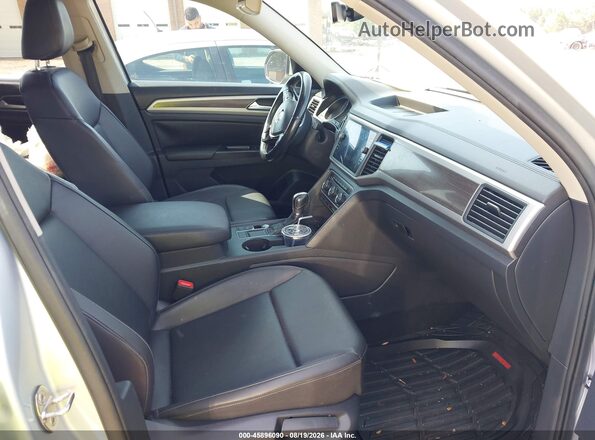 1V2WR2CA9KC520195 2019 VOLKSWAGEN ATLAS Silver Vista interior delantera