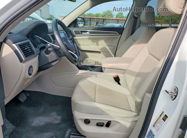 1V2WR2CA9KC584639 2019 VOLKSWAGEN ATLAS White წინა სალონის ხედი