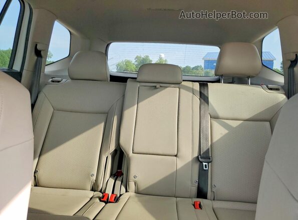 1V2WR2CA9KC584639 2019 VOLKSWAGEN ATLAS White უკანა სავარძლების ხედი