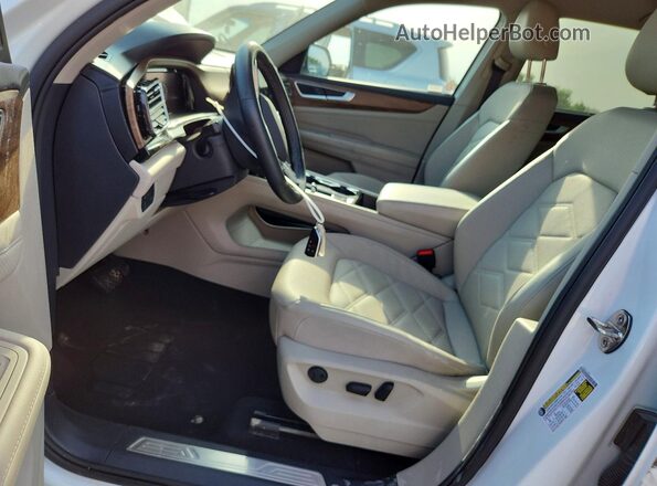 1V2WR2CA9SC551835 2025 VOLKSWAGEN ATLAS White Вид салону спереду