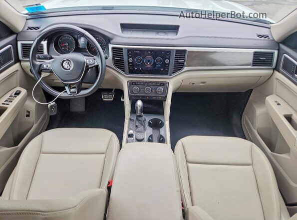 1V2XR2CA4KC614716 2019 VOLKSWAGEN ATLAS White Вид панелі приладів