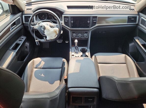 1V2XR2CA8KC620387 2019 VOLKSWAGEN ATLAS White Vista del salpicadero