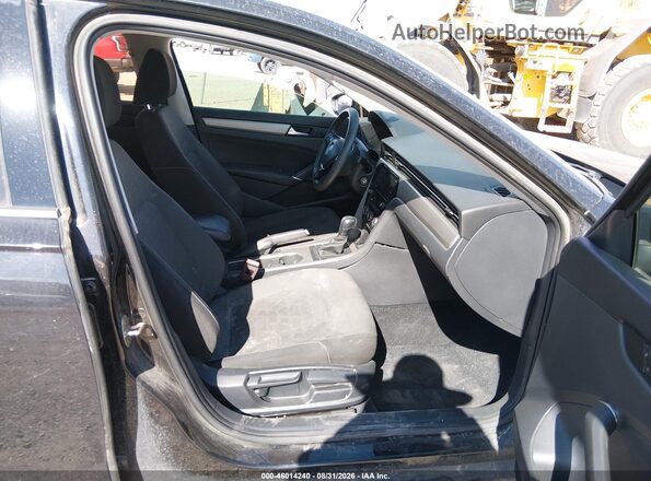 1VWAA7A32LC005476 2020 VOLKSWAGEN PASSAT Черный Вид салона спереди
