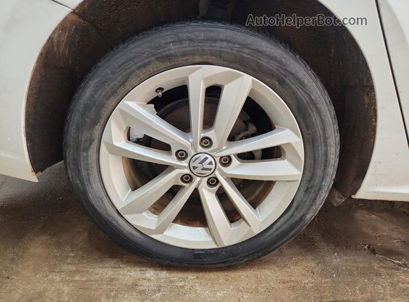 1VWAA7A38LC019754 2020 VOLKSWAGEN PASSAT White 
