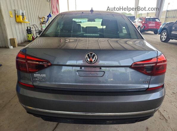 1VWAA7A39JC027245 2018 VOLKSWAGEN PASSAT Gray Rear view
