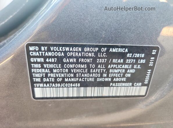 1VWAA7A39JC028458 2018 VOLKSWAGEN PASSAT Gray Engine compartment view