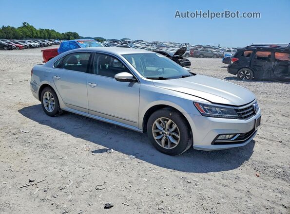 1VWAT7A30GC052618 2016 VOLKSWAGEN PASSAT Серебряный Передняя правая четверть