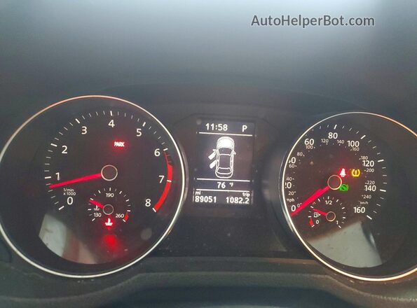 1VWAT7A30HC006725 2017 VOLKSWAGEN PASSAT Black ხელსაწყოთა პანელის ხედი