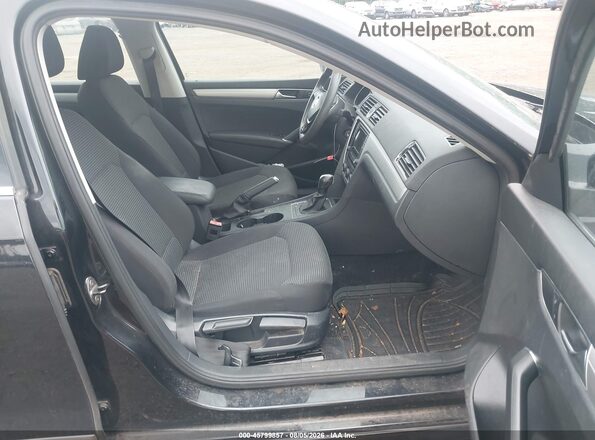 1VWAT7A33HC015970 2017 VOLKSWAGEN PASSAT Black Սալոնի դիմացի տեսք