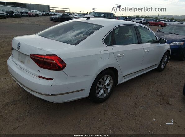1VWAT7A33HC031120 2017 VOLKSWAGEN PASSAT White Tył prawy