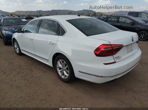 1VWAT7A33HC031120 2017 VOLKSWAGEN PASSAT White Tył lewy