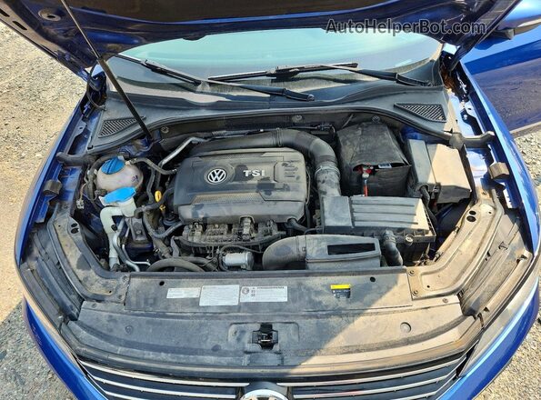 1VWAT7A34GC066456 2016 VOLKSWAGEN PASSAT Blue Widok wnętrza z tyłu