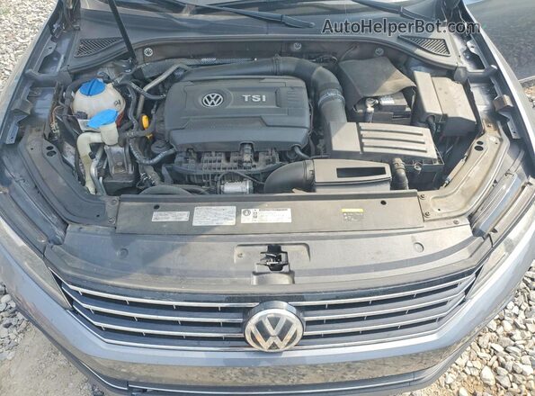 1VWAT7A35HC024492 2017 VOLKSWAGEN PASSAT Gray Vista interior trasera