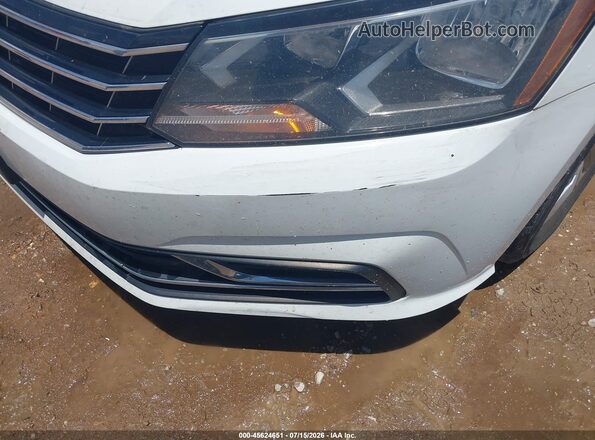 1VWAT7A37GC003867 2016 VOLKSWAGEN PASSAT White Вид спереду