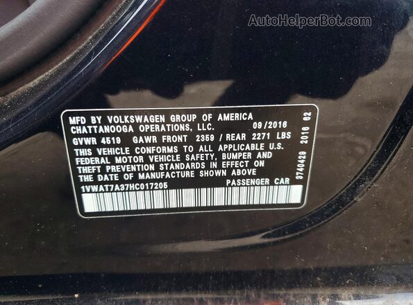 1VWAT7A37HC017205 2017 VOLKSWAGEN PASSAT Black Widok komory silnika