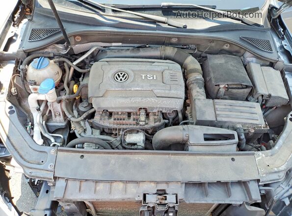 1VWAT7A38HC031839 2017 VOLKSWAGEN PASSAT Silver Vista interior trasera