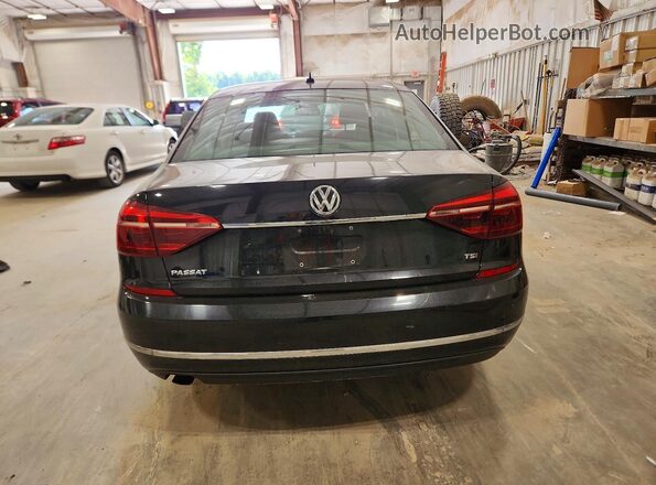1VWAT7A38HC045238 2017 VOLKSWAGEN PASSAT Black უკანა ხედი