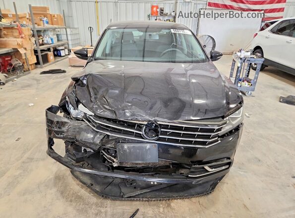 1VWAT7A38HC045238 2017 VOLKSWAGEN PASSAT Black წინა ხედი