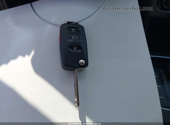 1VWAT7A39GC039818 2016 VOLKSWAGEN PASSAT White Вид панелі приладів