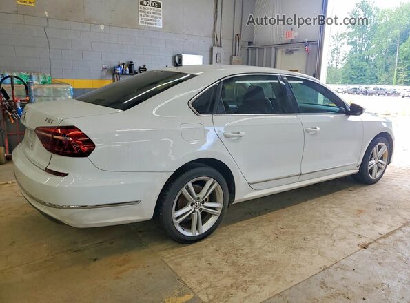 1VWAT7A39HC043868 2017 VOLKSWAGEN PASSAT Белый Задняя правая четверть
