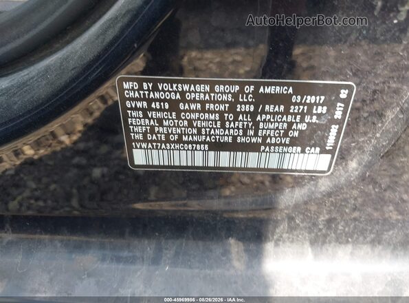 1VWAT7A3XHC067855 2017 VOLKSWAGEN PASSAT Black Widok komory silnika