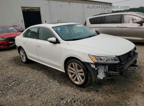 1VWBA7A30JC012153 2018 VOLKSWAGEN PASSAT Белый Передняя правая четверть